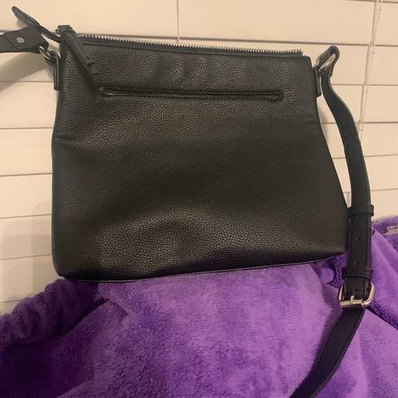 Dana Buchman Black Crossbody Purse, Preloved in great excellent used condition. - Picture 2 of 9